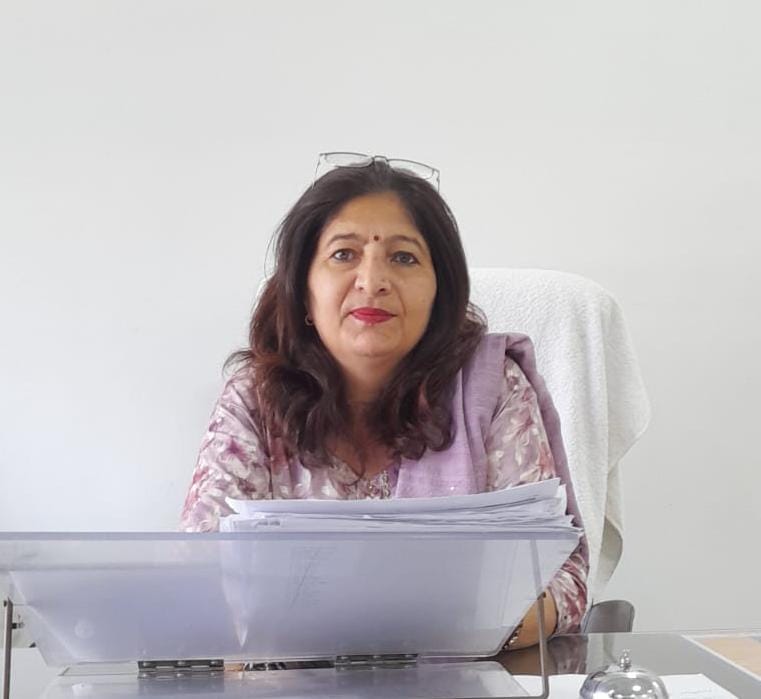 Dr. Punam Kumari